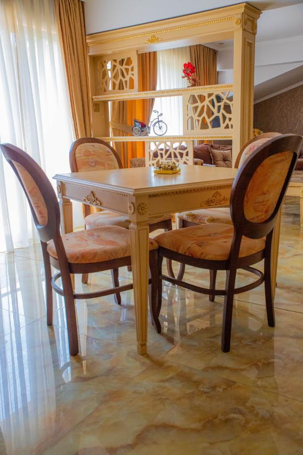 Luxury Apartment Rich 2 Велинград Екстериор снимка